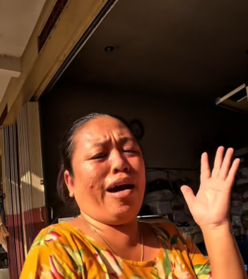 Help Iluh Get Off the Laundry Floor and Start Her Own Shop