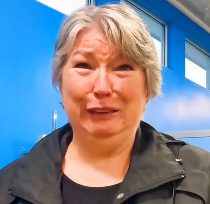 Let's Support Mana the Woman Who Gave Her Last Dollar