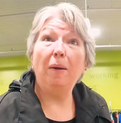 Let's Support Mana the Woman Who Gave Her Last Dollar