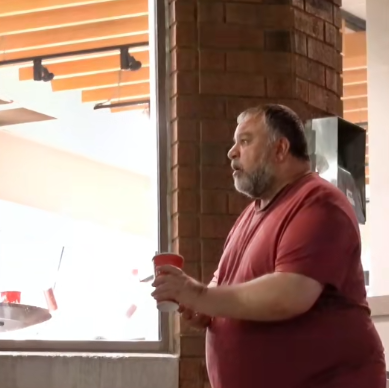 Let's Support Elias Who Put His Mother's Hunger First