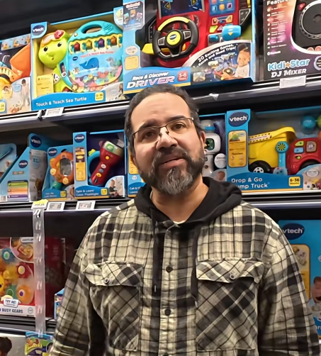 Let's Help Javier a Single Father Of Four Rebuild His Family's Future